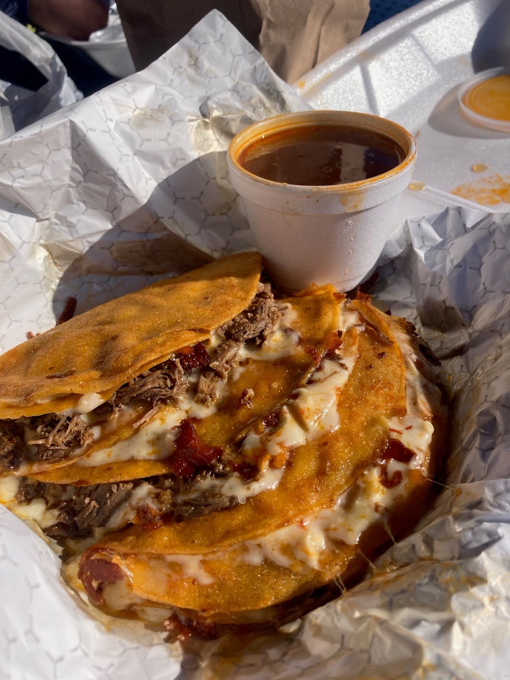 La Birria Loca | restaurant | 27W570 High Lake Rd, Winfield, IL 60190, USA | 6304730091 OR +1 630-473-0091