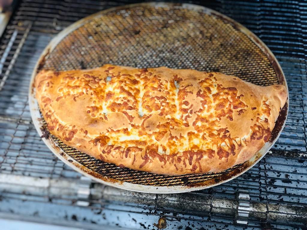 Giant pizza king | restaurant | 7965 Broadway, Lemon Grove, CA 91945, USA | 6198257403 OR +1 619-825-7403