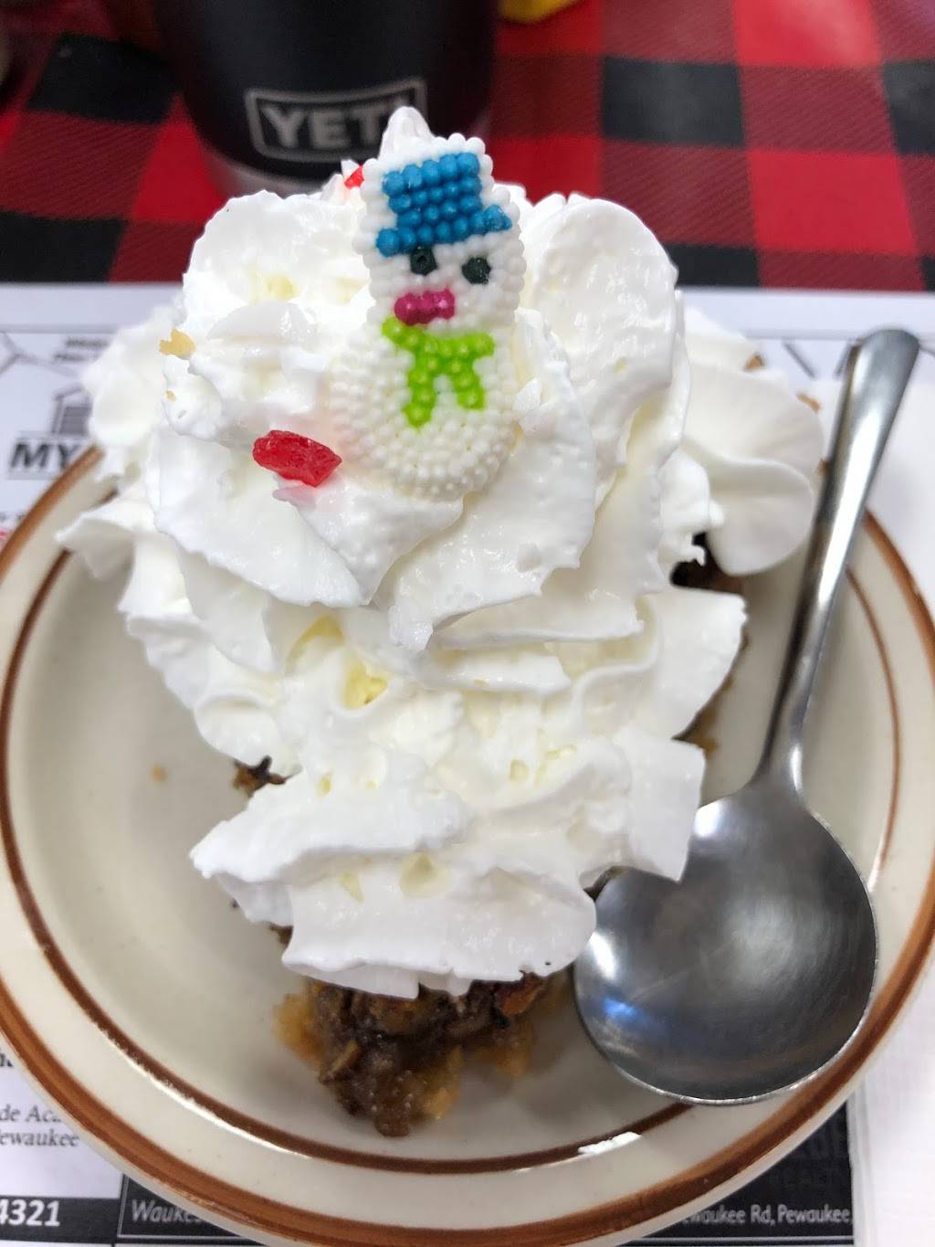 Hartbrook Cafe | restaurant | 600 Hartbrook Dr, Hartland, WI 53029, USA | 2623673930 OR +1 262-367-3930