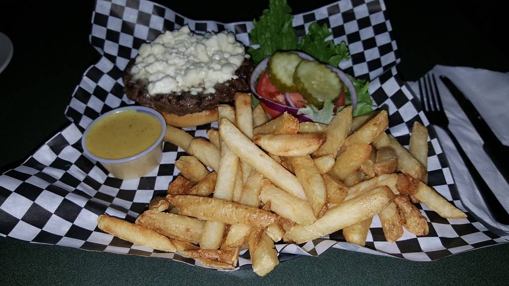 Bench Warmers Sports Grill | restaurant | 1375 Rock Quarry Rd, Stockbridge, GA 30281, USA | 6785657034 OR +1 678-565-7034