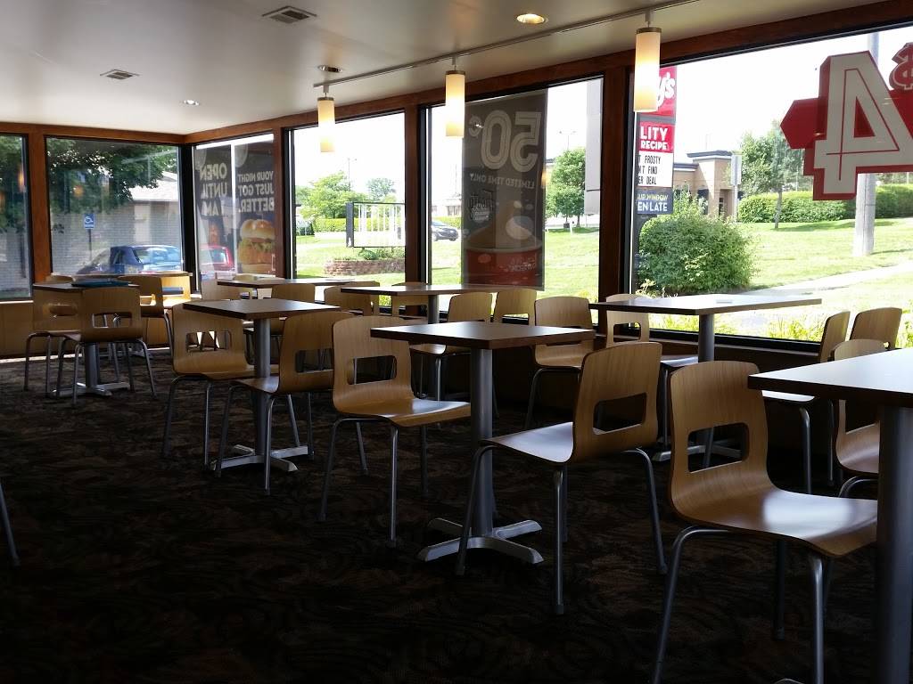 Wendys | restaurant | 30725 West 12 Mile Road, Farmington, MI 48334, USA | 2484747500 OR +1 248-474-7500