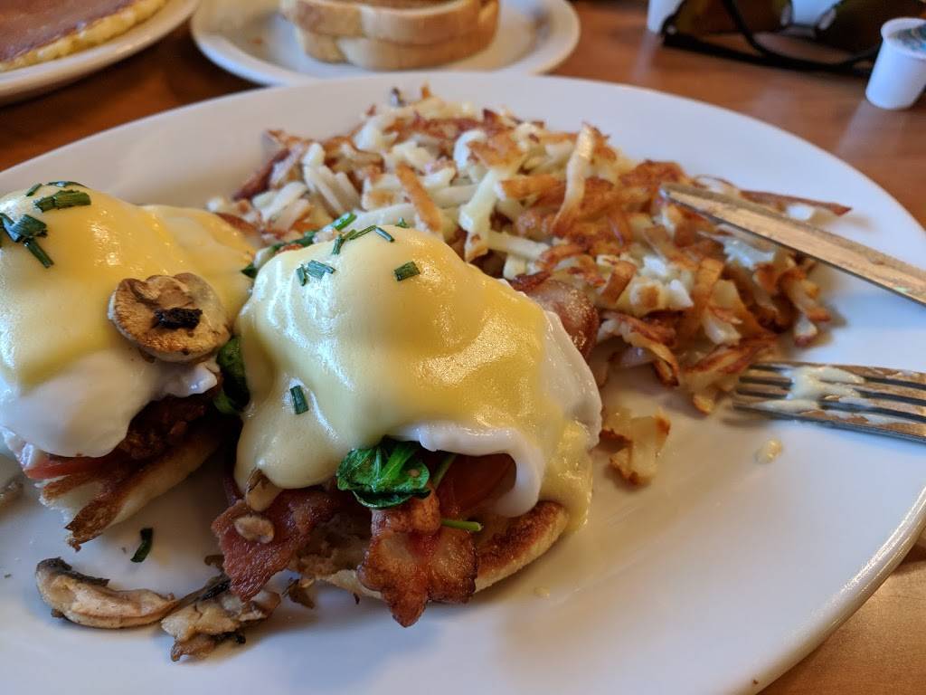 Elmers Restaurant (Parkrose, Portland, OR) | restaurant | 10001 NE Sandy Blvd, Portland, OR 97220, USA | 5032562150 OR +1 503-256-2150