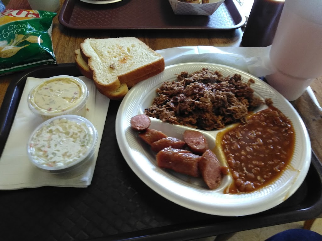 Terri-Lynns Bar-B-Q & Deli | restaurant | 10102 N Rodney Parham Rd # 2, Little Rock, AR 72227, USA | 5012276371 OR +1 501-227-6371