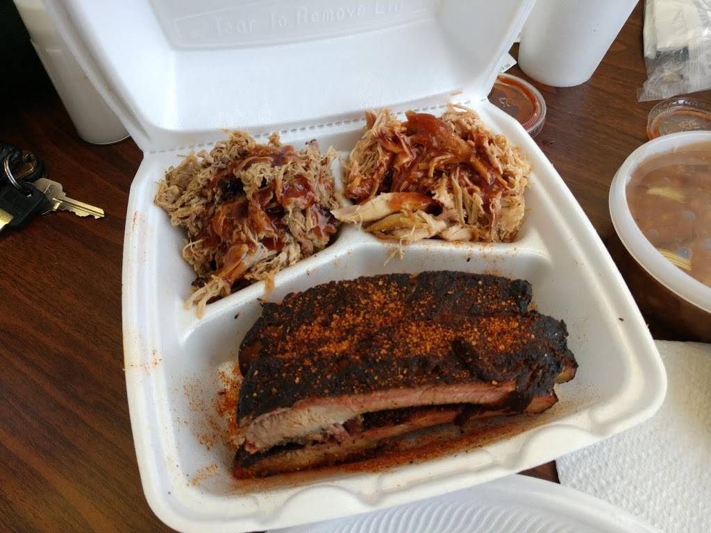 Mikes BBQ House | restaurant | 5442 Cliff Gookin Blvd, Tupelo, MS 38801, USA | 6622693303 OR +1 662-269-3303