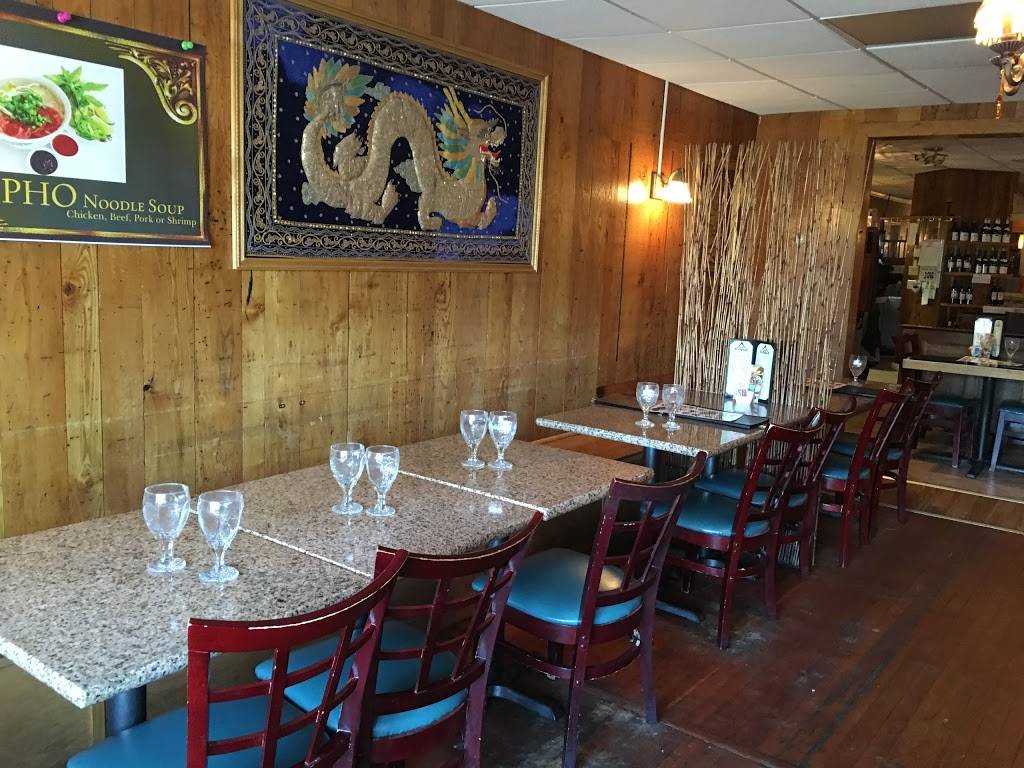 Thai Place | restaurant | 371 Main St, Sturbridge, MA 01566, USA | 5083472999 OR +1 508-347-2999
