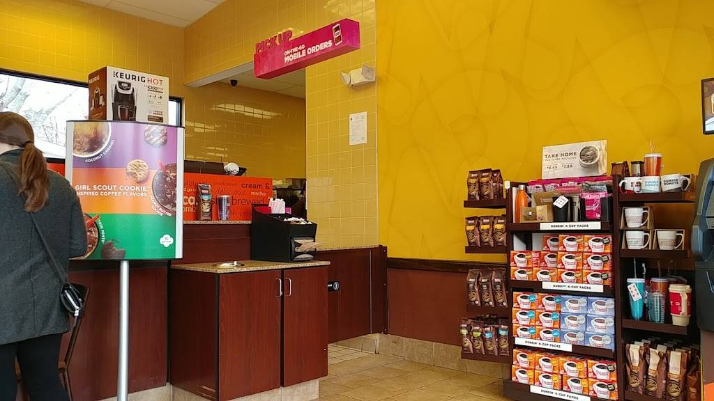 Dunkin | bakery | 43 Worcester St, Taunton, MA 02780, USA | 5088800489 OR +1 508-880-0489