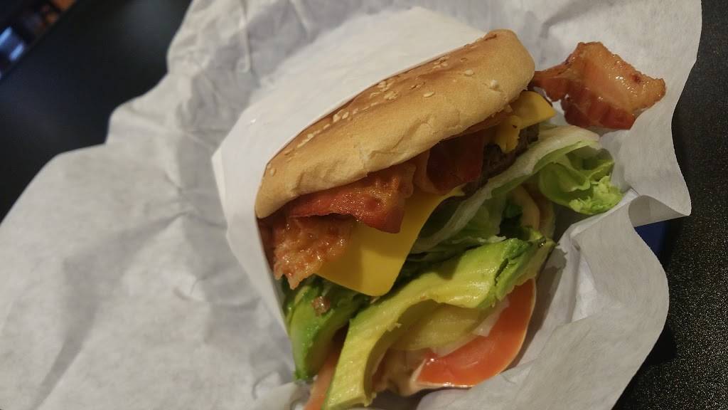 Burger Inn | restaurant | 3511, 915 K St, Sacramento, CA 95814, USA | 9164442336 OR +1 916-444-2336