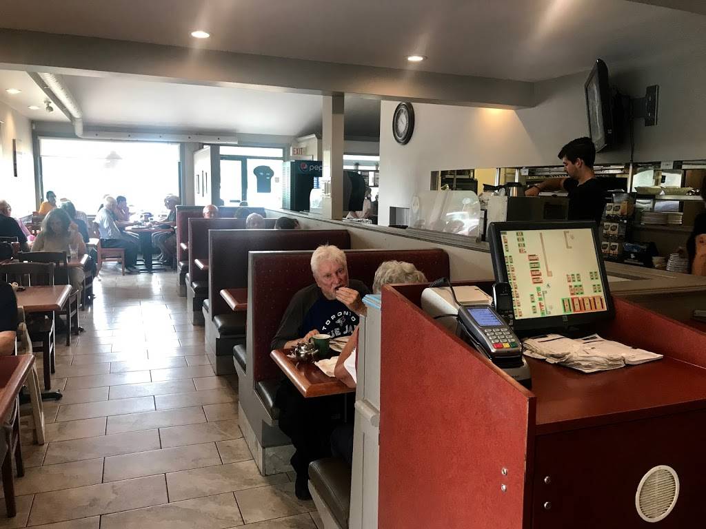 Four Seasons Cookhouse | restaurant | 1545 Merivale Rd, Nepean, ON K2G 3J4, Canada | 6132244441 OR +1 613-224-4441