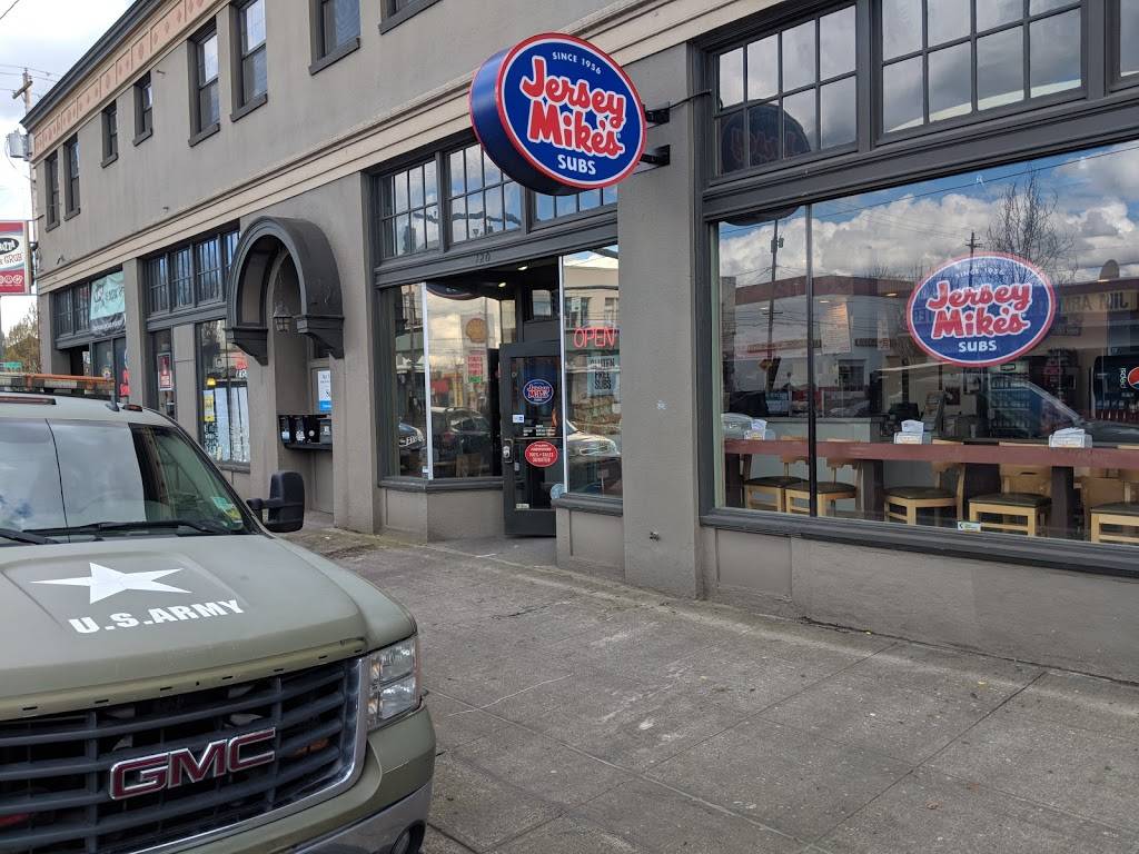 Jersey Mikes Subs | meal takeaway | 628 NE Broadway, Portland, OR 97232, USA | 5038416654 OR +1 503-841-6654