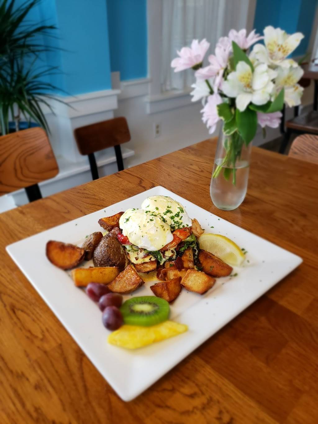 The Boardwalk Grille | restaurant | 5 Temple Ave, Old Orchard Beach, ME 04064, USA | 2079348100 OR +1 207-934-8100