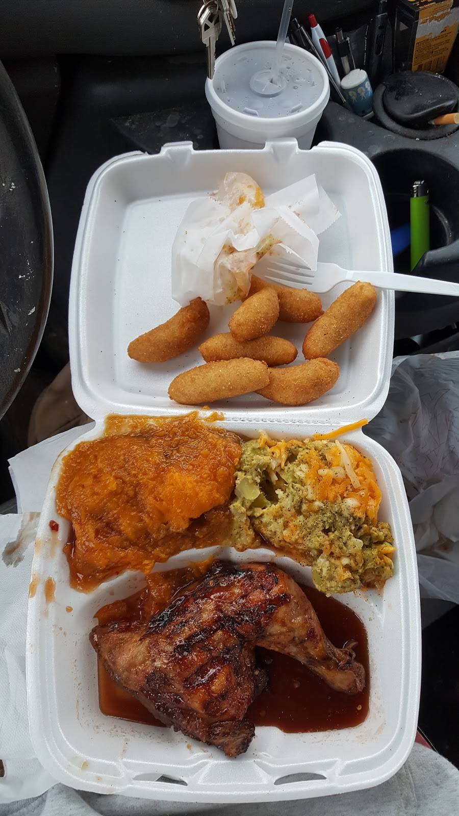 RJs Famous Chicken, BBQ & Ribs | restaurant | 2518 S Memorial Dr, Greenville, NC 27834, USA | 2527589991 OR +1 252-758-9991