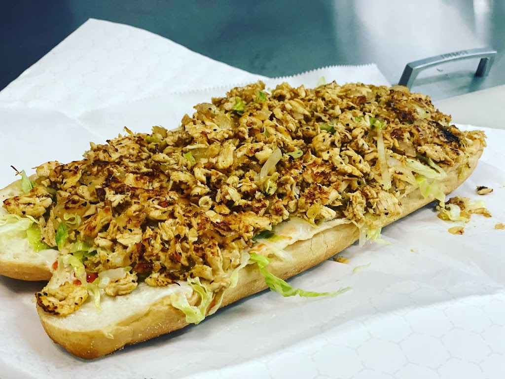 La familia mini market | meal takeaway | 2117 N 63rd St, Philadelphia, PA 19151, USA | 2158771568 OR +1 215-877-1568