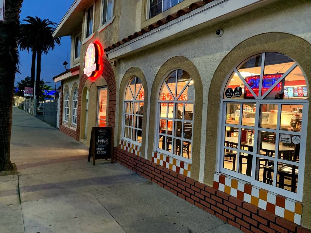 TACAZOS | restaurant | 900 Long Beach Blvd, Long Beach, CA 90813, USA | 5627261236 OR +1 562-726-1236