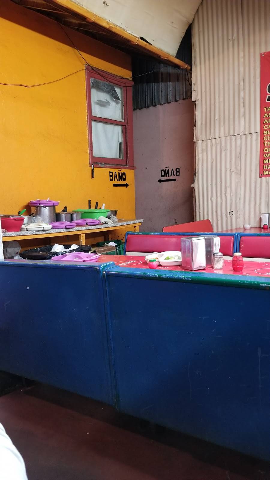 Tacos "El Sinaloense" | restaurant | Calle Alba Roja 12888, Hipodromo Dos, 22195 Tijuana, B.C., Mexico | 016646811067 OR +52 664 681 1067