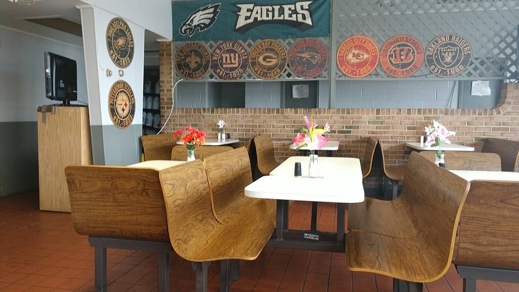Lees Hoagie House | restaurant | 228 S West End Blvd, Quakertown, PA 18951, USA | 2155387875 OR +1 215-538-7875