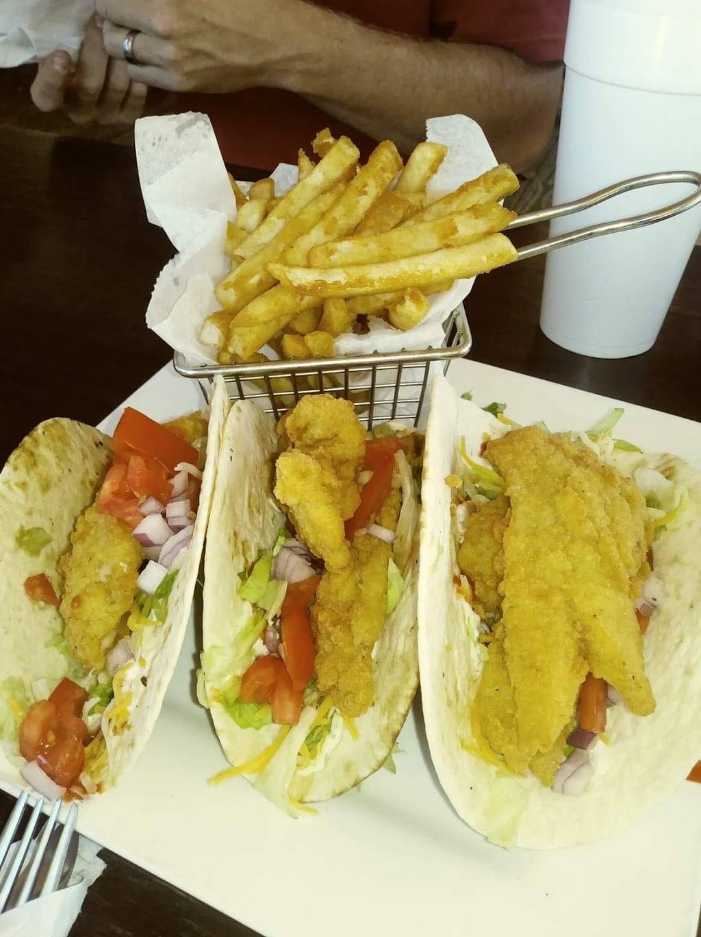 All Decked Out Cafe | restaurant | 1040 Duval St NE, Live Oak, FL 32064, USA | 3863627752 OR +1 386-362-7752