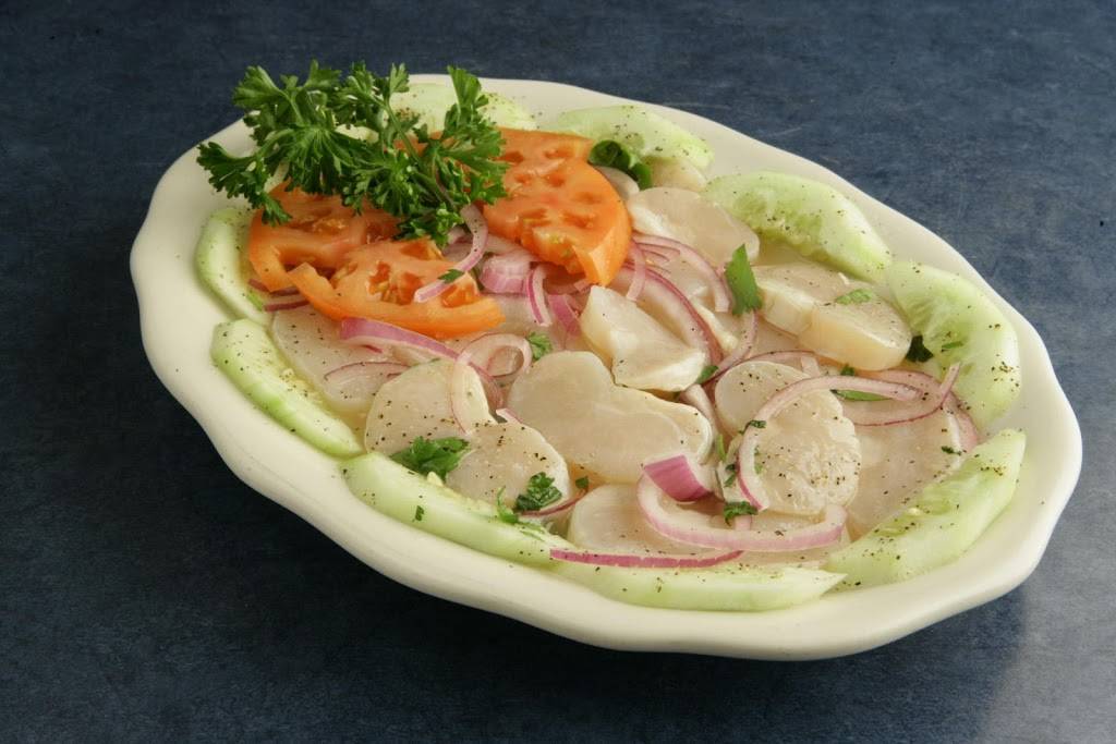 Karinas Mexican Seafood | restaurant | 2015 Birch Rd #710, Chula Vista, CA 91915, USA | 6195914444 OR +1 619-591-4444