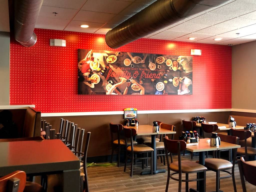 IHOP | restaurant | 215 E Bay St Suite 101, Charleston, SC 29401, USA | 8437376612 OR +1 843-737-6612