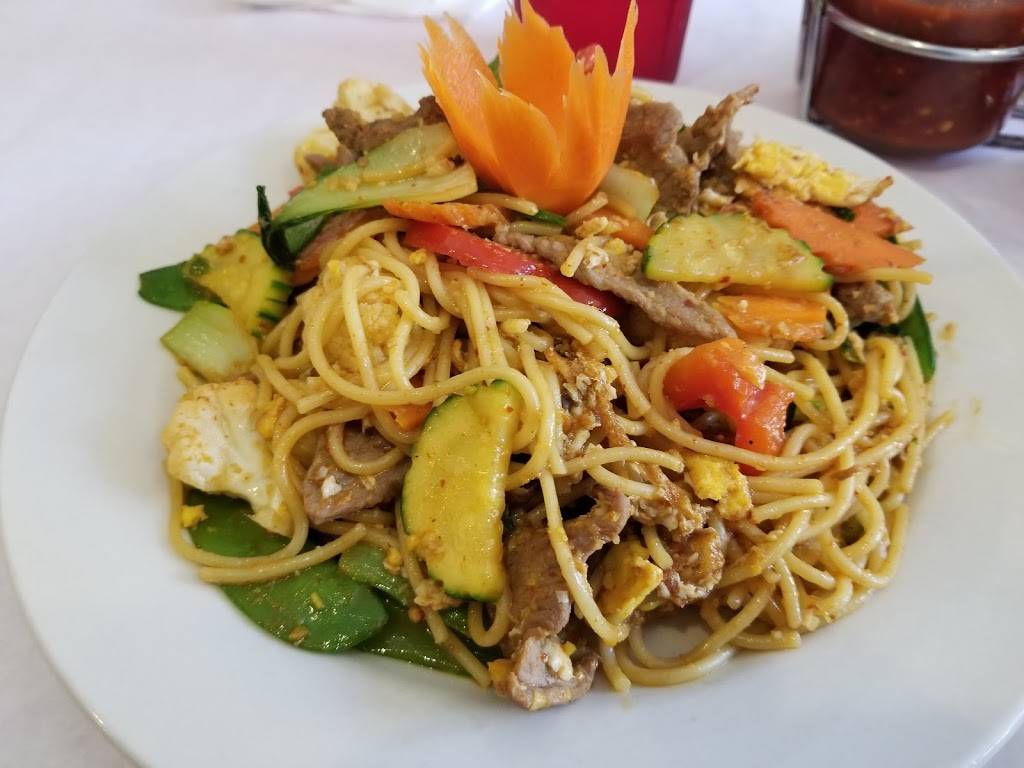 Snail Thai Cuisine | restaurant | 1649 E 55th St, Chicago, IL 60615, USA | 7736675423 OR +1 773-667-5423