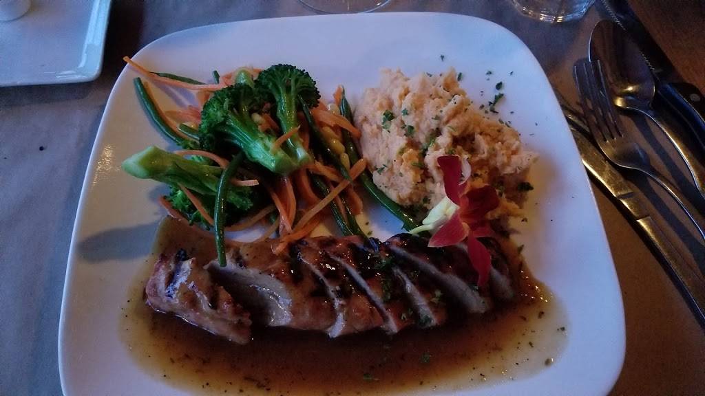 Faimfino | restaurant | 338 Rue des Érables, Brownsburg, QC J8G 2Y3, Canada | 4504070708 OR +1 450-407-0708