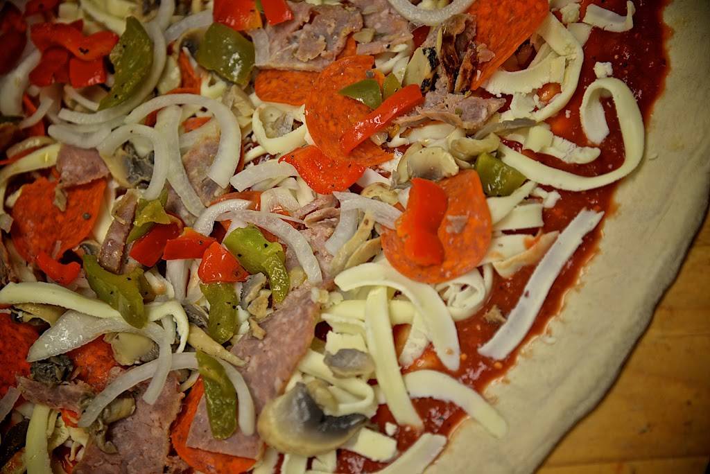 Francos NY Pizza and Subs | meal takeaway | 17 S Whiteville Vlg, Whiteville, NC 28472, USA | 9109146000 OR +1 910-914-6000