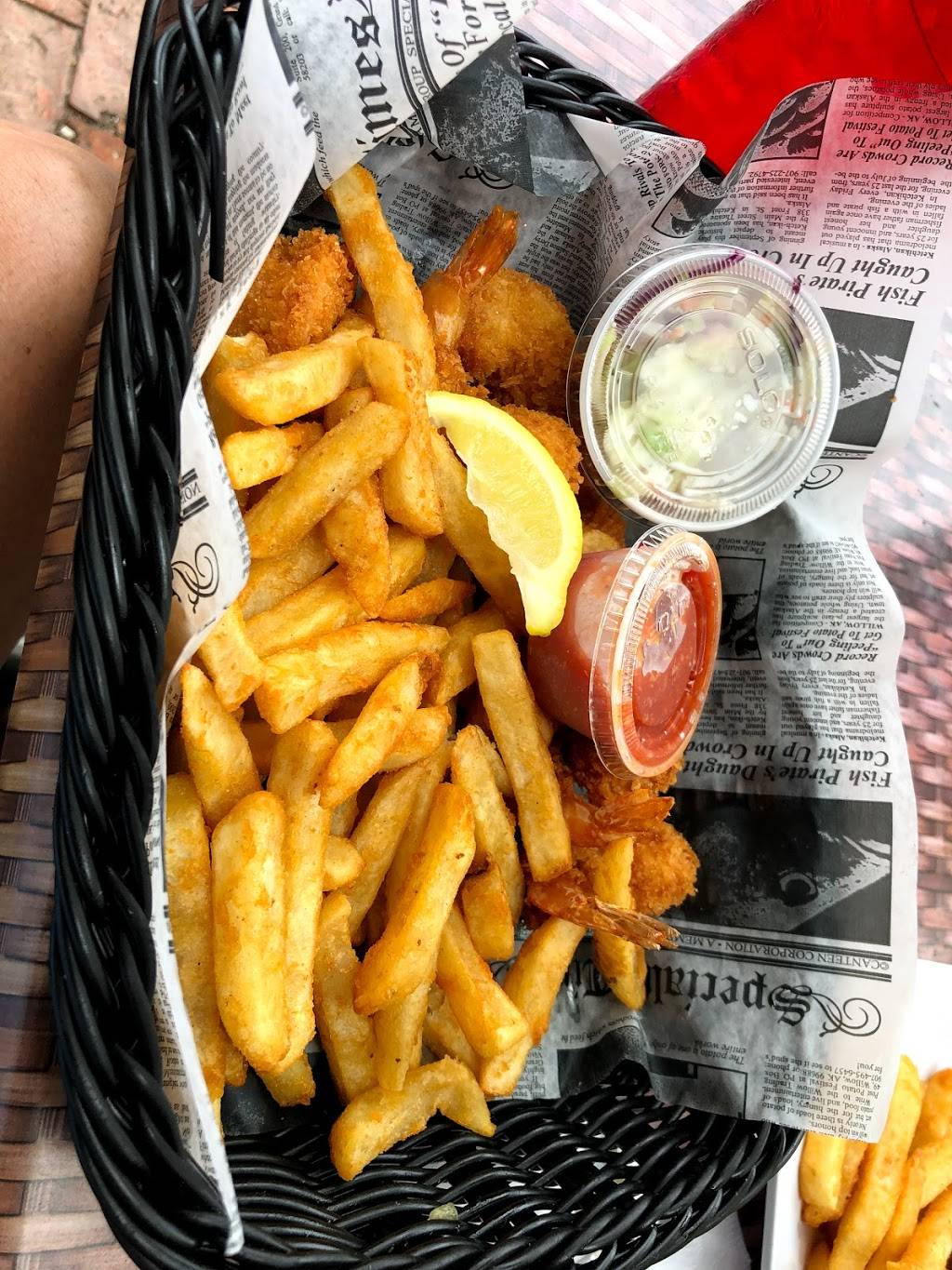 Yucatan Waterfront Bar and Grill | restaurant | 4875 Pine Island Rd, Matlacha, FL 33993, USA | 2392830113 OR +1 239-283-0113