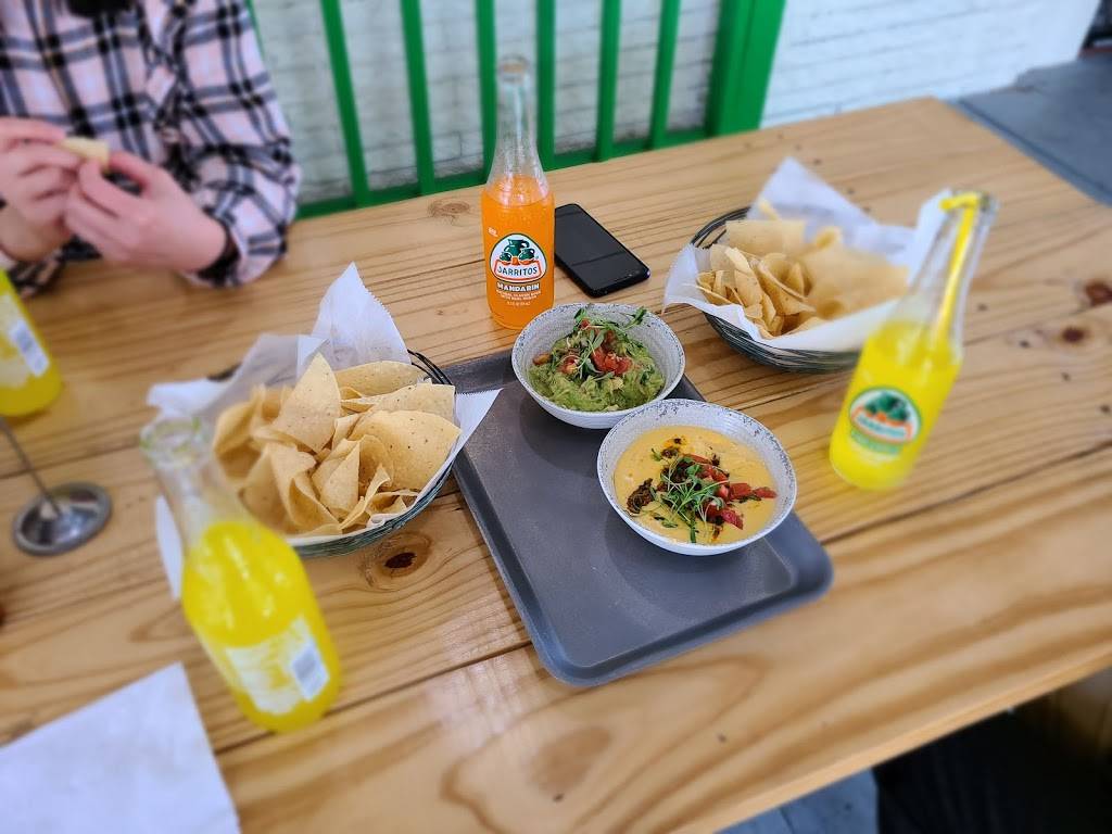 Taqo Mexican Kitchen y Tequileria | restaurant | 1343 Yale St, Houston, TX 77008, USA | 7133606825 OR +1 713-360-6825