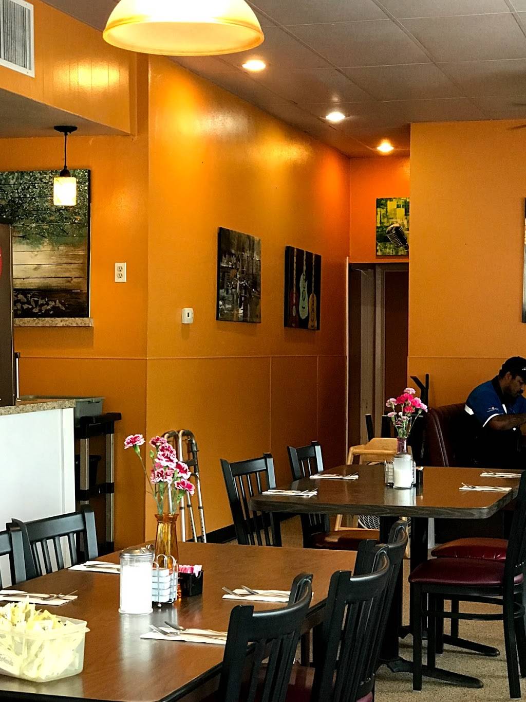 Six Corners Cafe | restaurant | 7000 SW Beaverton Hillsdale Hwy, Portland, OR 97225, USA | 5032922960 OR +1 503-292-2960