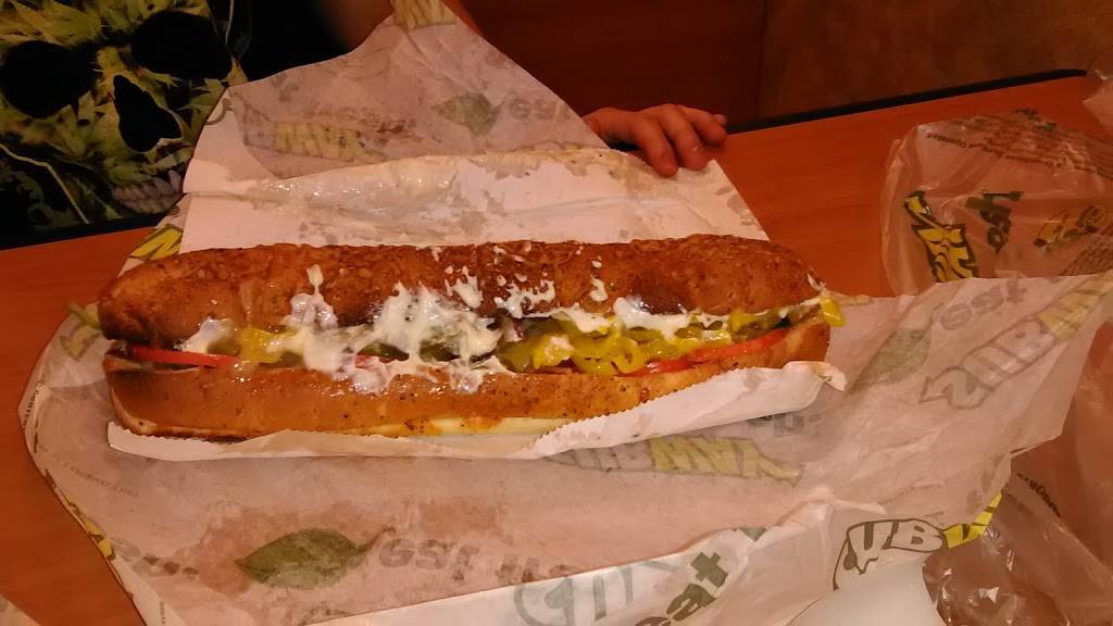 Subway Restaurants | restaurant | 1407 Buchanan St, Des Moines, IA 50316, USA | 5152650168 OR +1 515-265-0168