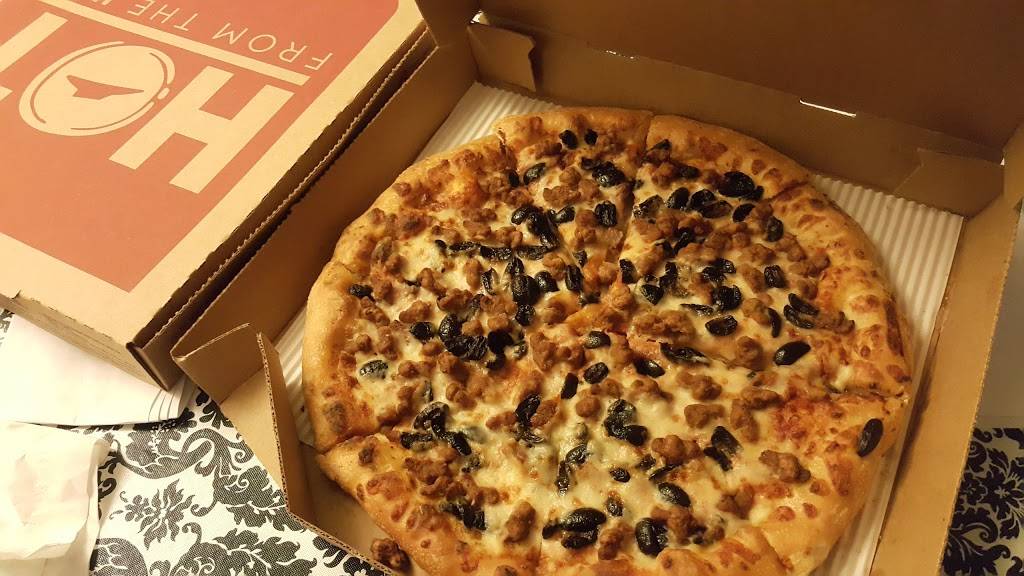 Pizza Hut | restaurant | 5815 Leesburg Pike, Falls Church, VA 22041, USA | 7038248400 OR +1 703-824-8400