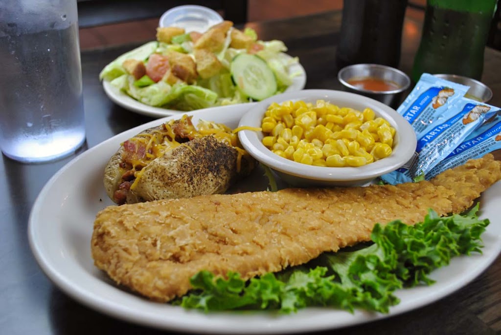 Briannas Cafe | restaurant | 203 N Aztec St, Montezuma, KS 67867, USA | 6208467231 OR +1 620-846-7231