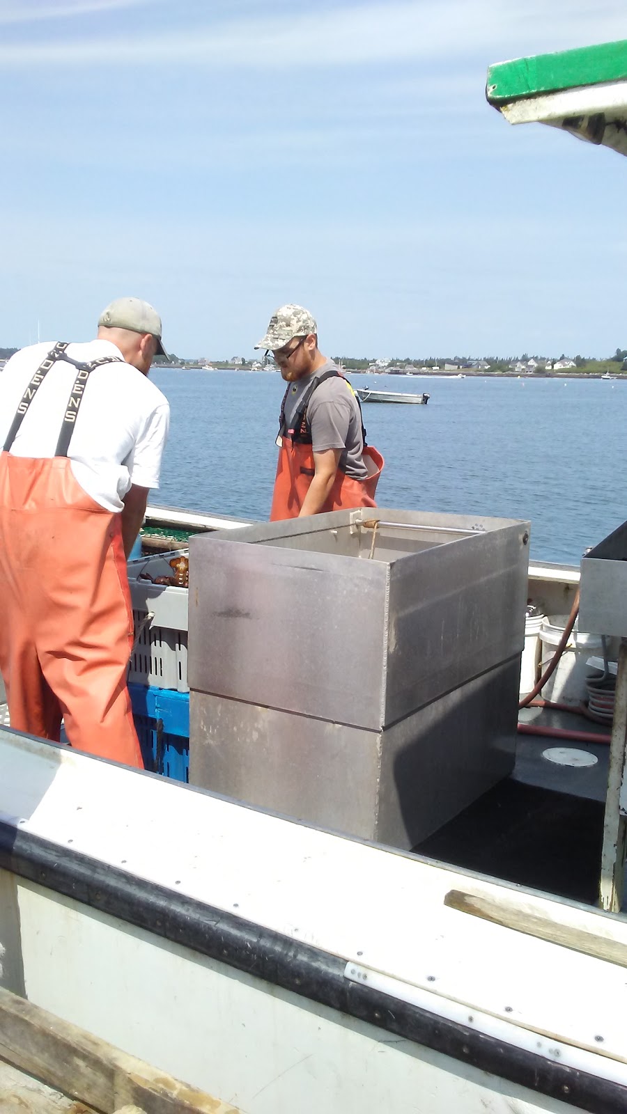 Barneys Cove Lobster Co | restaurant | 7 Wharf Rd, Beals, ME 04611, USA | 2074972244 OR +1 207-497-2244