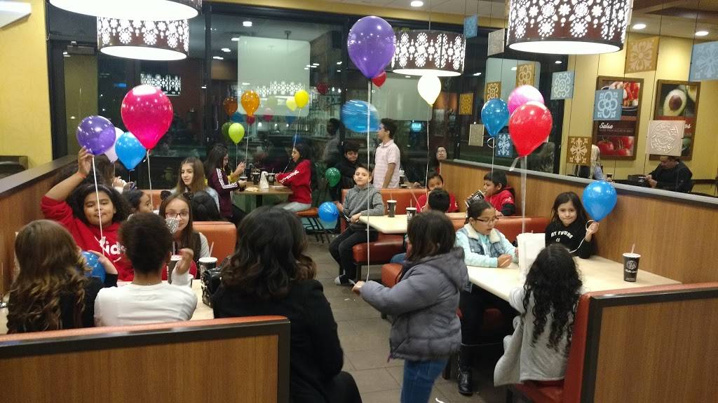 El Pollo Loco | restaurant | 1985 N M.L.K. Blvd, Las Vegas, NV 89106, USA | 7026460127 OR +1 702-646-0127