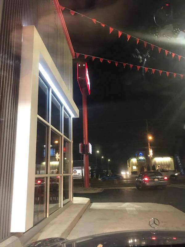 Krystal | meal takeaway | 4395 Elvis Presley Blvd, Memphis, TN 38116, USA | 9013966114 OR +1 901-396-6114