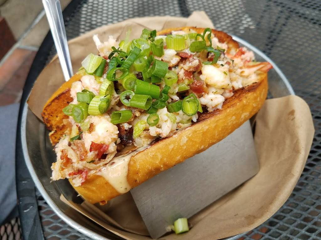 Pier 76 Fish Grill | restaurant | 95 Pine Ave, Long Beach, CA 90802, USA | 5629831776 OR +1 562-983-1776