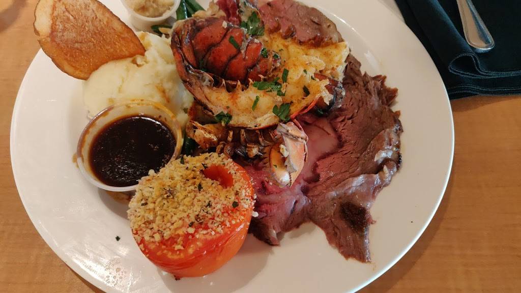 Willows Dining Room | restaurant | 555 Rexdale Blvd, Etobicoke, ON M9W 5L2, Canada | 4166757223 OR +1 416-675-7223