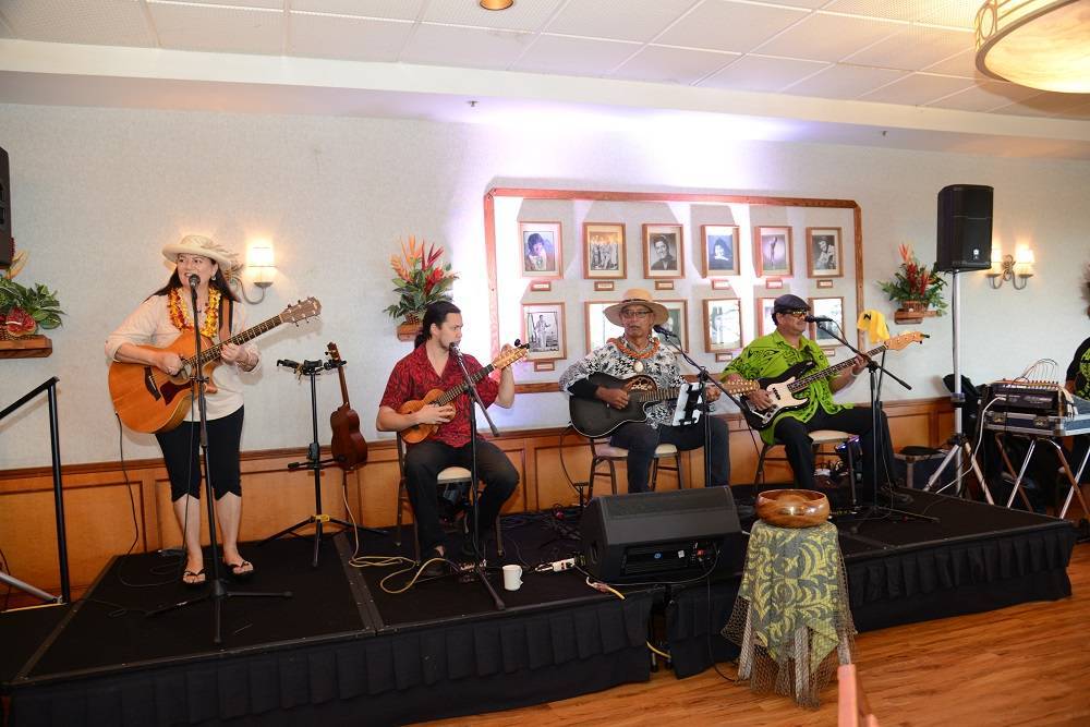 Honey’s Restaurant | restaurant | 45-550 Kionaole Rd, Kaneohe, HI 96744, USA | 8082353211 OR +1 808-235-3211