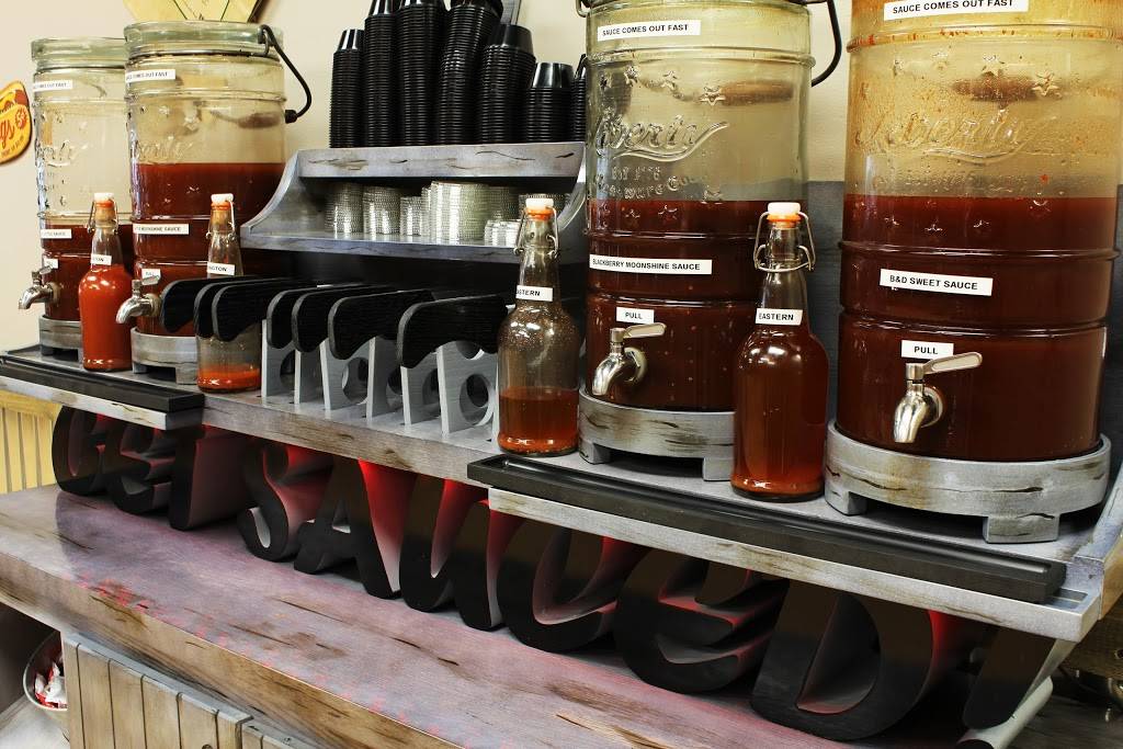 Buddys BBQ | restaurant | 948 Tanyard Rd, Rocky Mount, VA 24151, USA | 5404820369 OR +1 540-482-0369