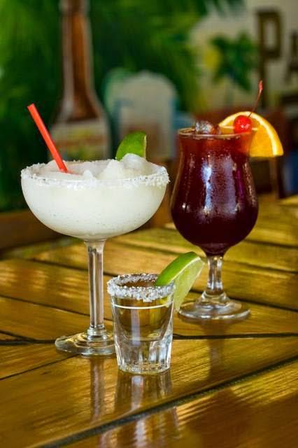 Old Juans Cantina | restaurant | 649 Pier Ave, Oceano, CA 93445, USA | 8054895680 OR +1 805-489-5680