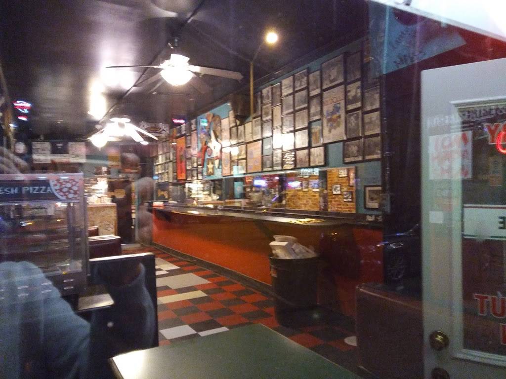 Rockits Famous Pizza | restaurant | 222 N Walnut St, Bloomington, IN 47404, USA | 8123367625 OR +1 812-336-7625