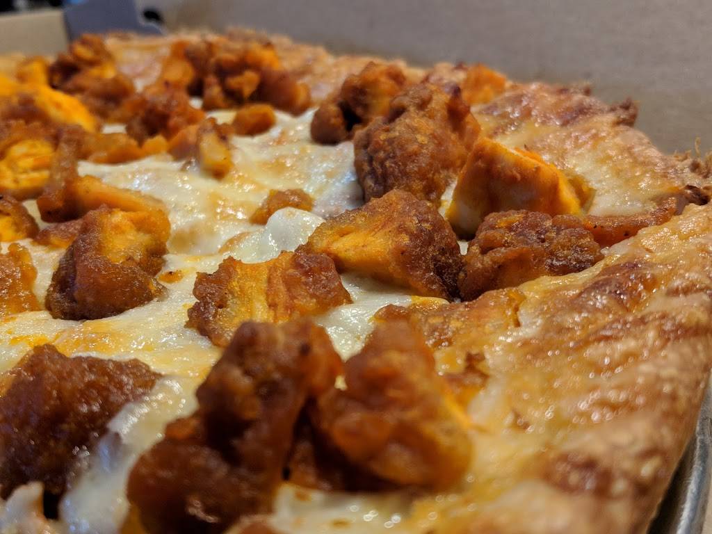 Georges Pizza n Pub | restaurant | 60 Pascoag Main St, Pascoag, RI 02859, USA | 4015688877 OR +1 401-568-8877