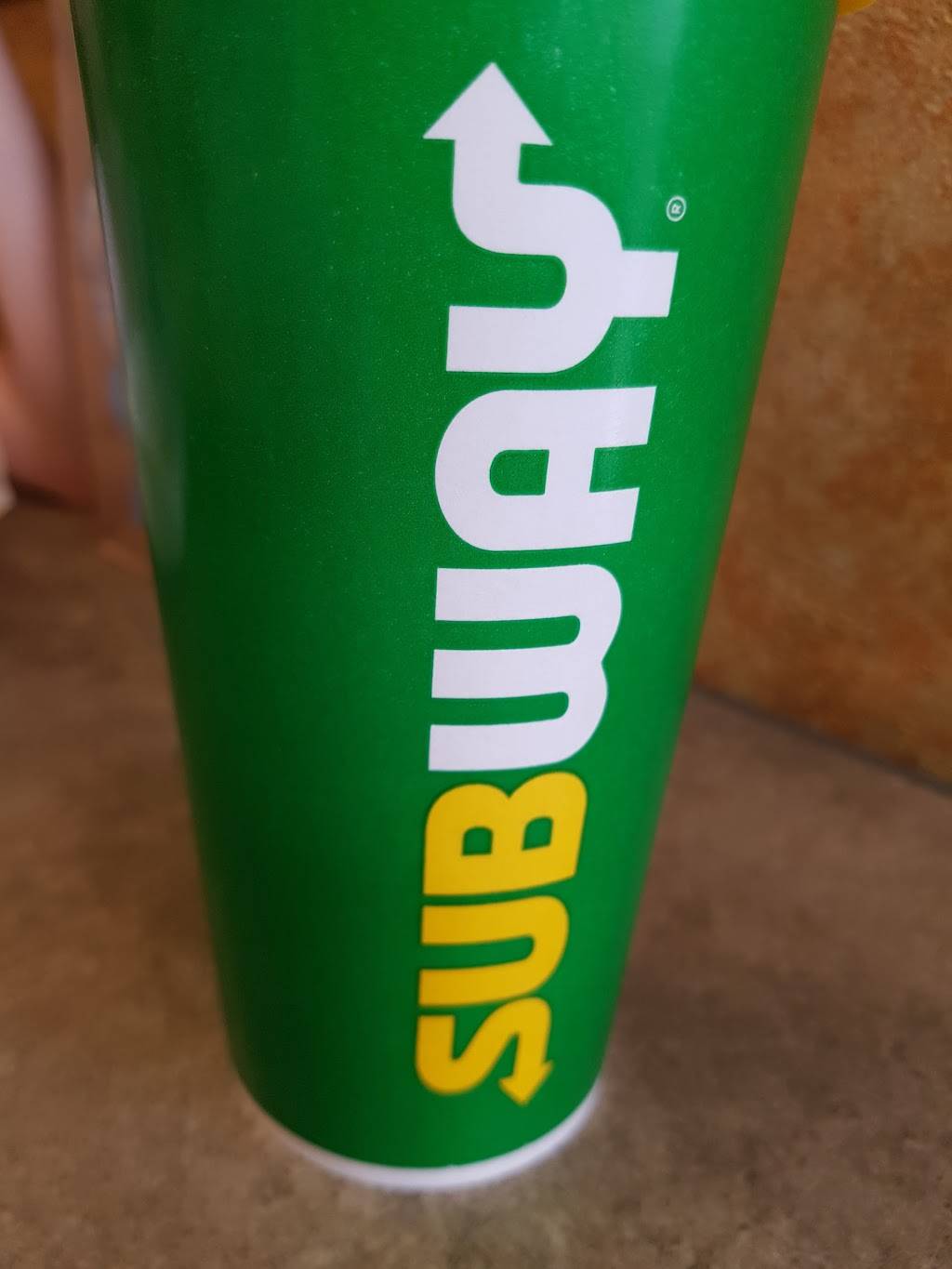 Subway | restaurant | 341 Talbot St N, Essex, ON N8M 2W3, Canada | 5197764853 OR +1 519-776-4853