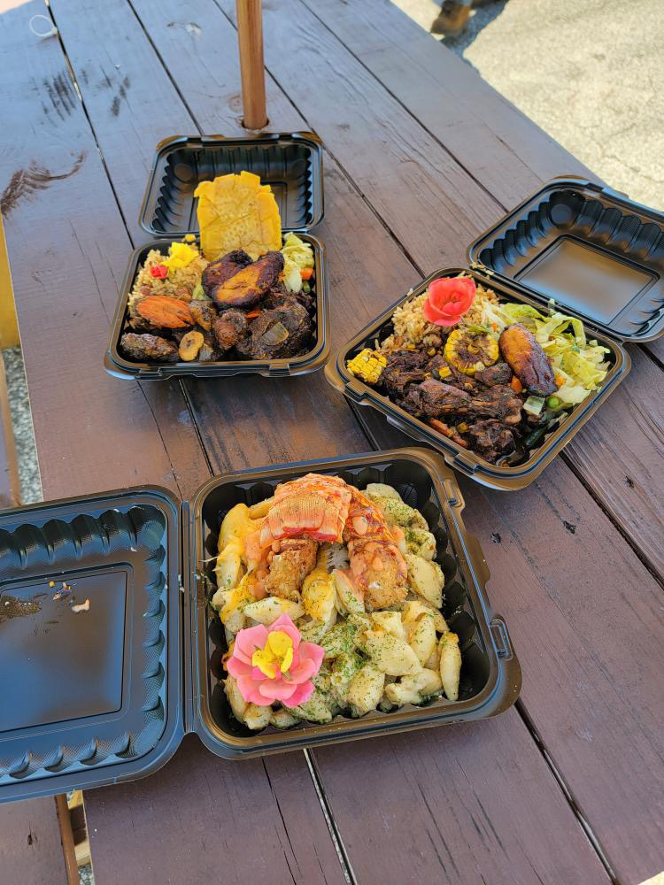 Island Spice Grill | restaurant | 9501 Arlington Expy, Jacksonville, FL 32225, USA | 9048848000 OR +1 904-884-8000