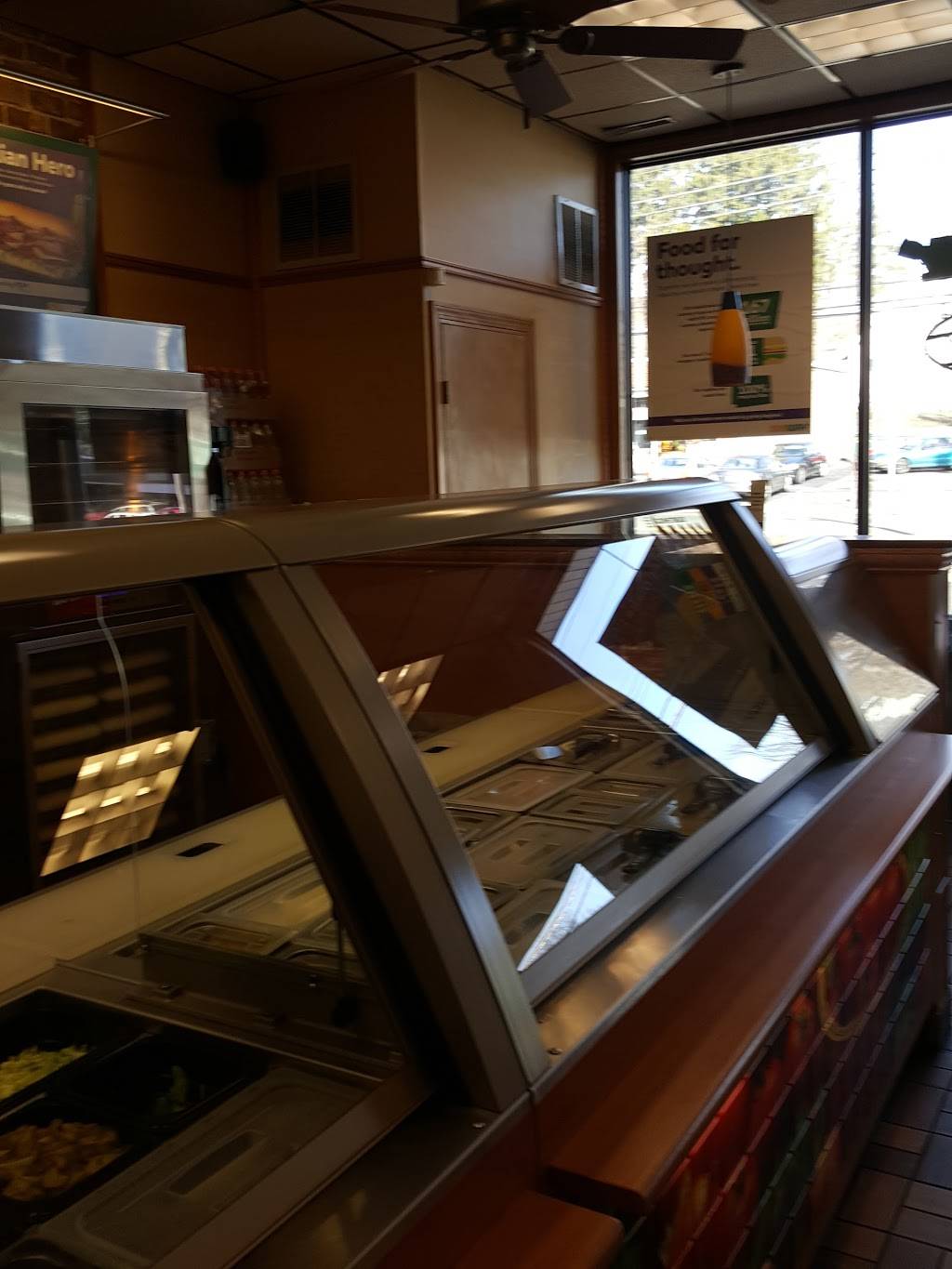Subway | restaurant | 1345 Barnum Ave, Stratford, CT 06615, USA | 2033757778 OR +1 203-375-7778