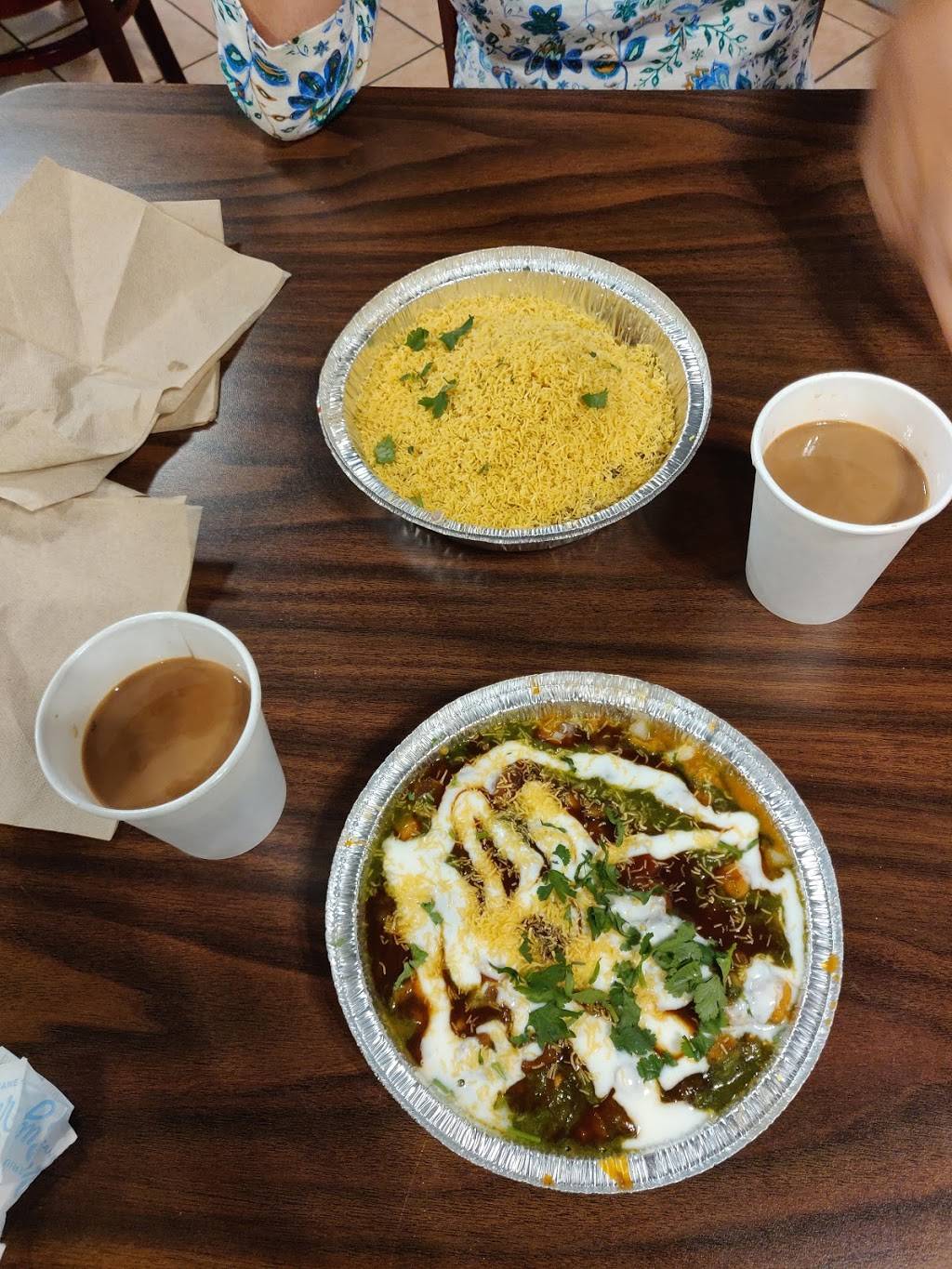 Balaji Cafe | restaurant | 298 Sunset Park Drive, Herndon, VA 20170, USA | 7034371267 OR +1 703-437-1267