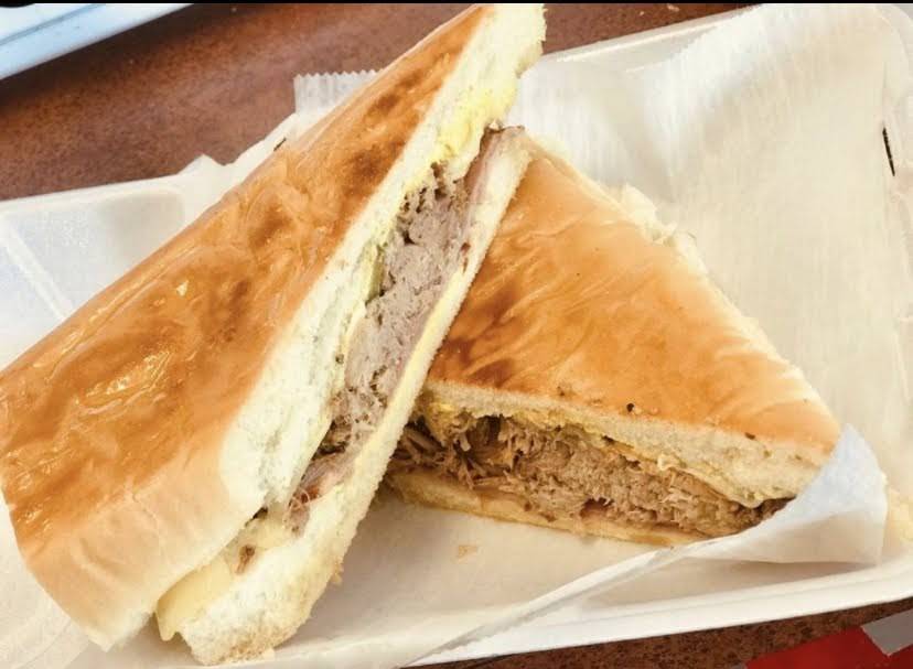 Henrys Cuban Cafe | restaurant | 3565 Jupiter Blvd SE, Palm Bay, FL 32909, USA | 3213273630 OR +1 321-327-3630
