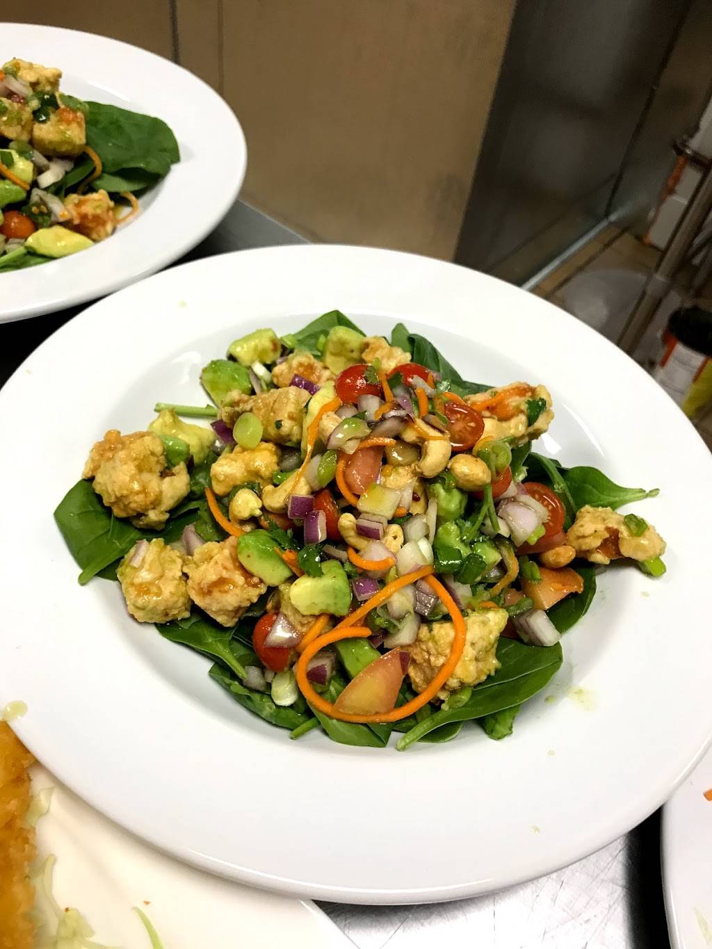 Ton Kob Thai Bistro | restaurant | 1565 Eureka Rd Suite #9, Roseville, CA 95661, USA | 9168654971 OR +1 916-865-4971