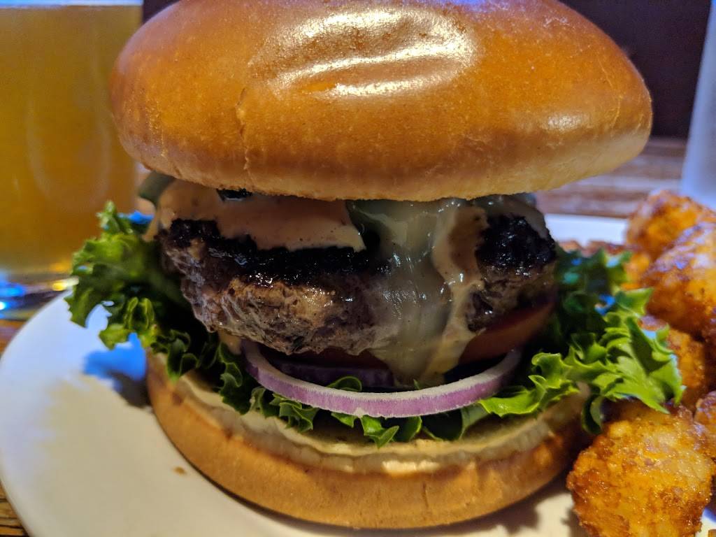 Christys Euro Pub | restaurant | 301 S Jarvis St, Greenville, NC 27858, USA | 2527582774 OR +1 252-758-2774