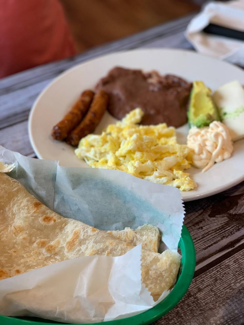 El Portal Maya | restaurant | 2 NE 3rd St, Pompano Beach, FL 33060, USA | 9549466411 OR +1 954-946-6411