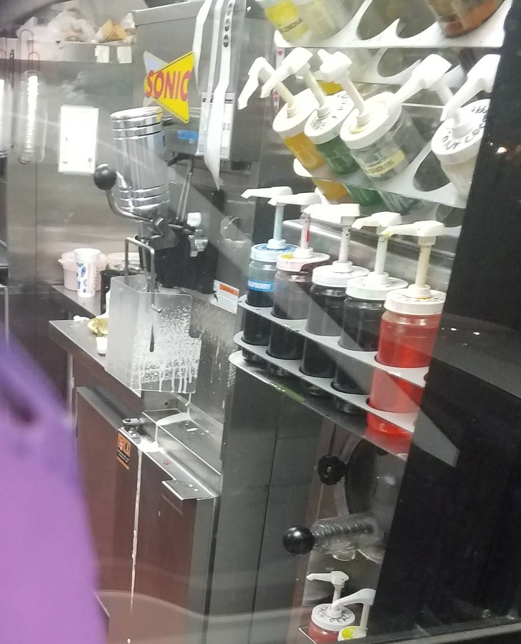 Sonic Drive-In | restaurant | 7470 Bellfort St, Houston, TX 77087, USA | 7136453015 OR +1 713-645-3015